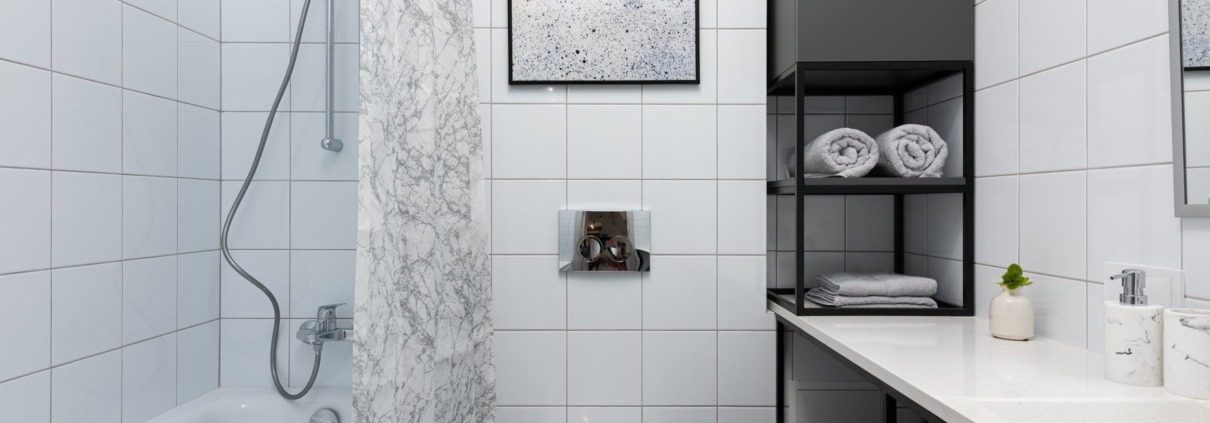 flushing bathroom tile installation